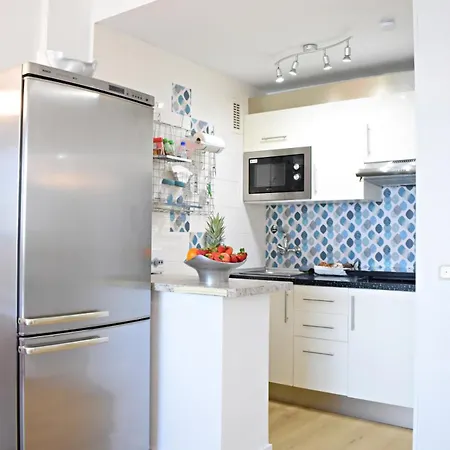 Beautiful Flat In Benalbeach In Front Of The Sea Benalmadena