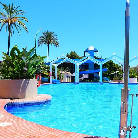 Apartment Beautiful Flat In Benalbeach In Front Of The Sea *